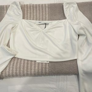 NWT Zara White Long Sleeve Crop Top